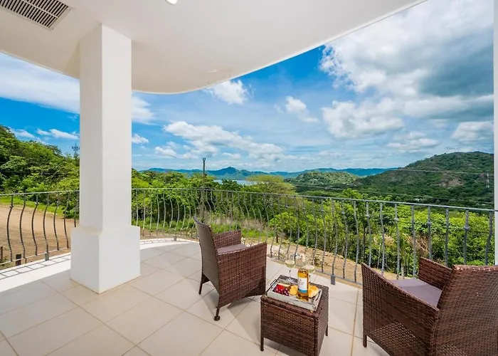 Ocean-view With 2 Infinity Pools & Terrace